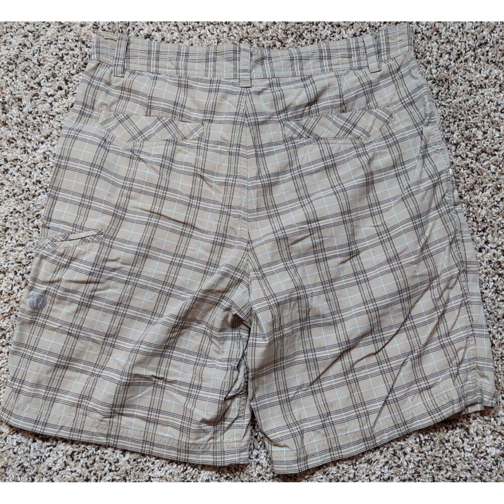 Lululemon Athletica Plaid Shorts Men’s Size 34 Beige/Gray Golf Hiking - Picture 6 of 10
